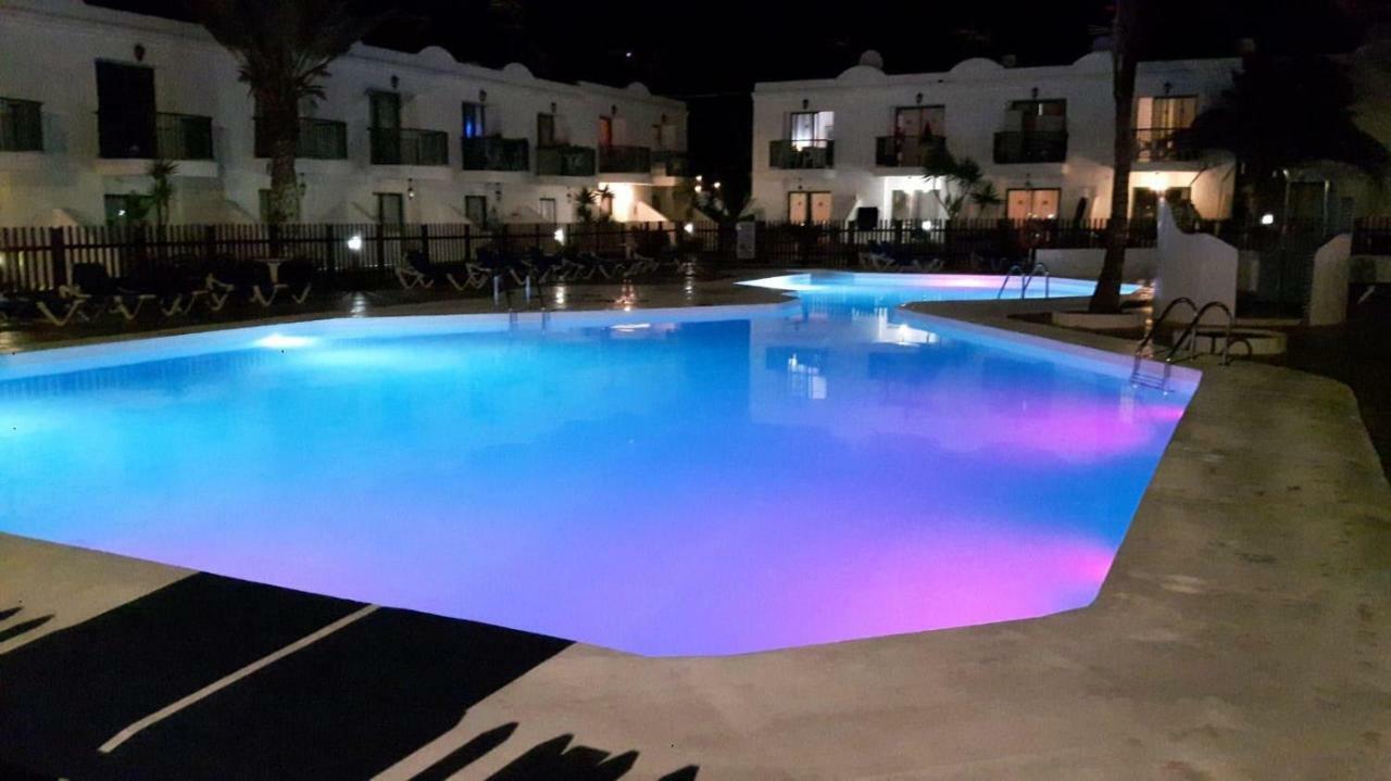 Celeste mar Corralejo Exterior foto